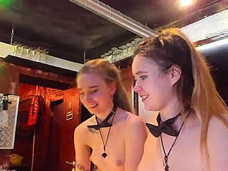 Bir grup Rus lezbiyenin birbirlerinin vücutlarından keyif aldığı HD videosu