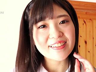 Piyopiyon ensimmäinen vuosi japanilaisilla teini-ikäisillä: osa 1 Hiromi Mochizukin kanssa