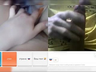 La chatroulette russa si dedica al gioco da solista sulla webcam